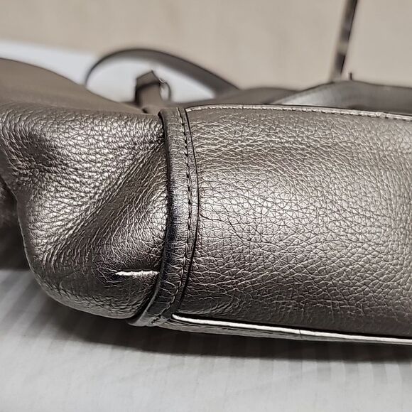 Coach Vintage Silver Leather Purse - Picture 12 of 14